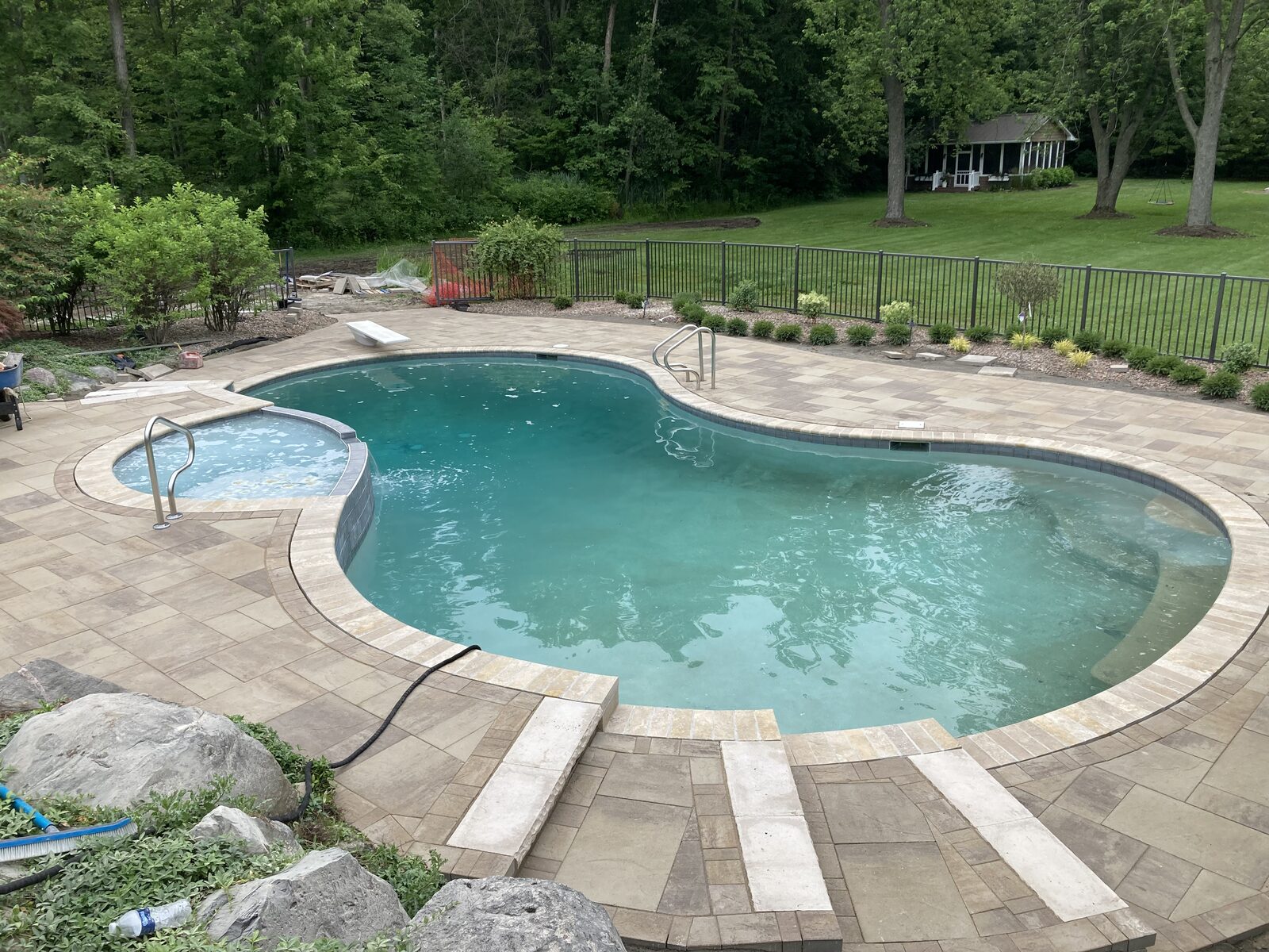 Freeform Pool Deck & Spa Surround